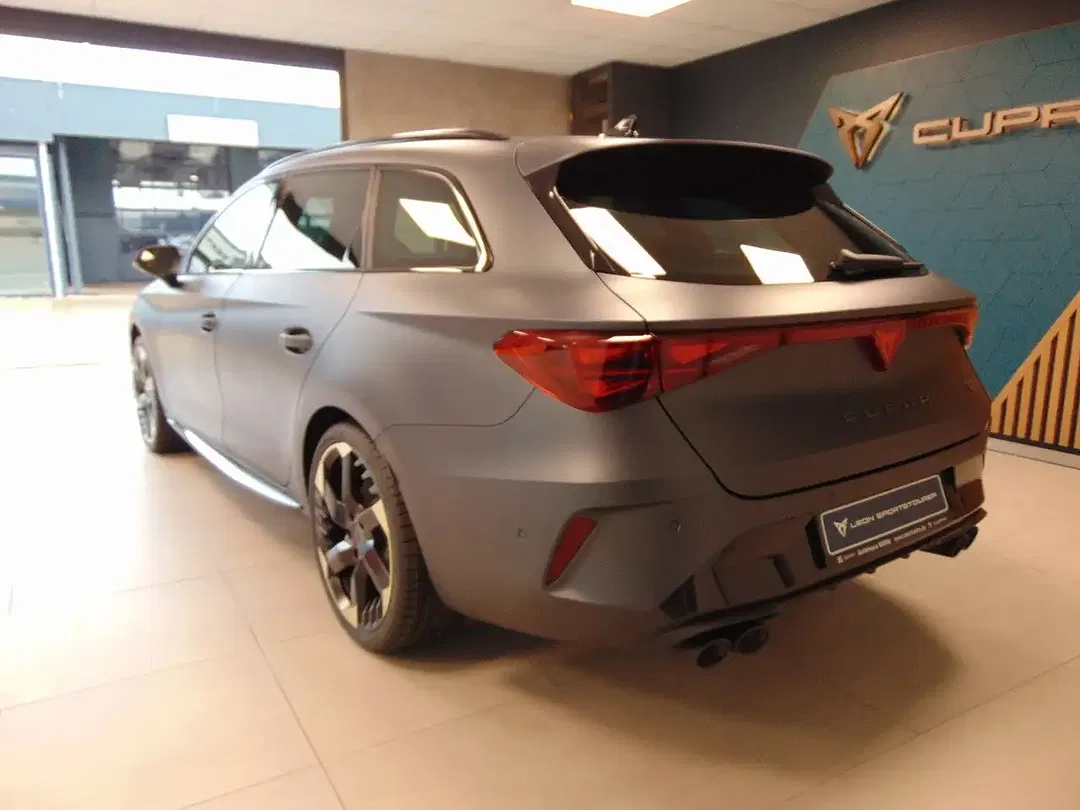 CUPRA Leon - Thumbnail 3
