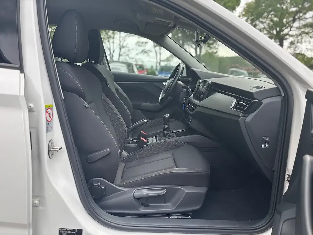 Skoda Kamiq 1.0 TSI - foto 8