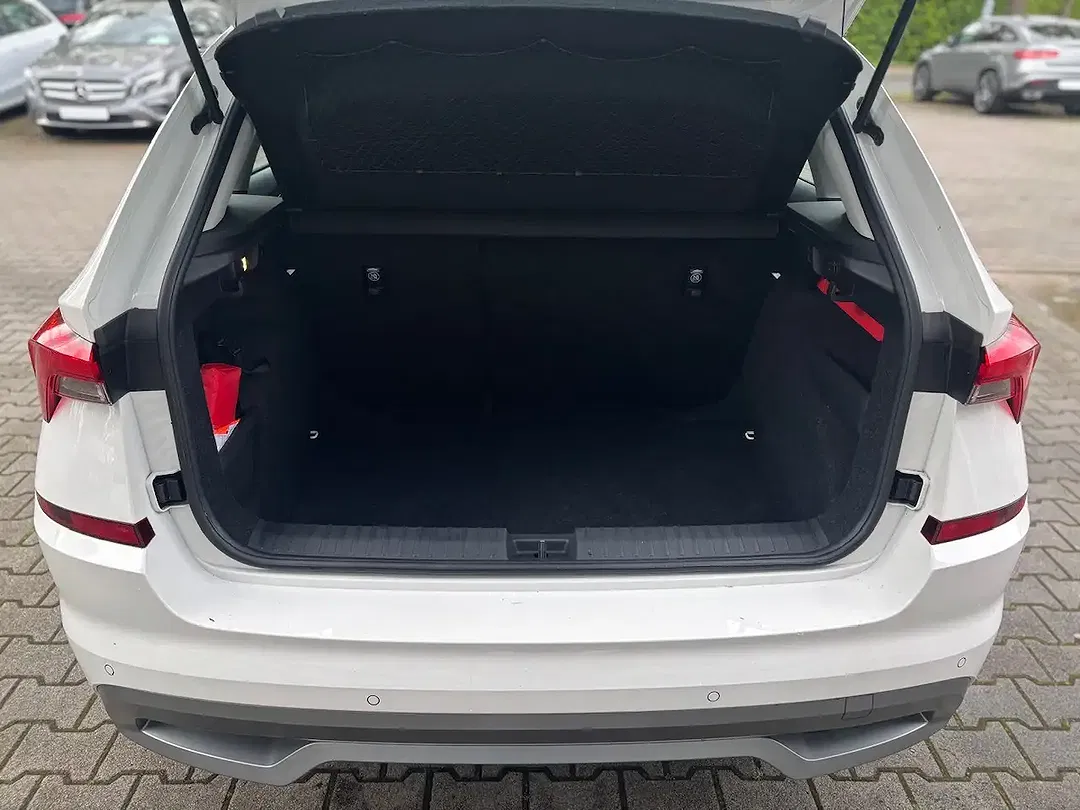 Skoda Kamiq - Thumbnail 5