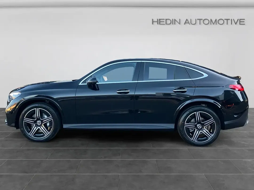 Mercedes-Benz GLC 300 - Thumbnail 3