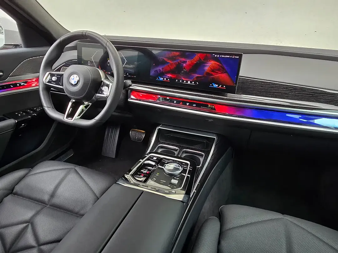 BMW 740 - Thumbnail 3