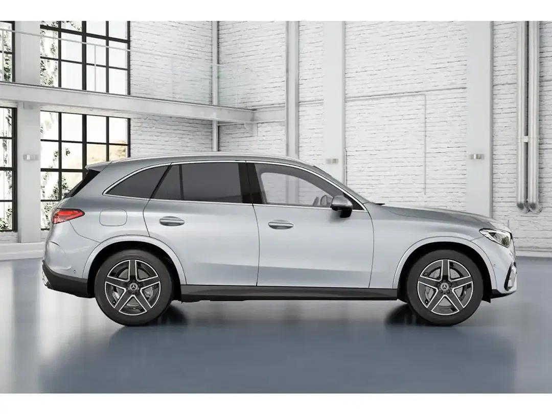 Mercedes-Benz GLC 220 - Thumbnail 4