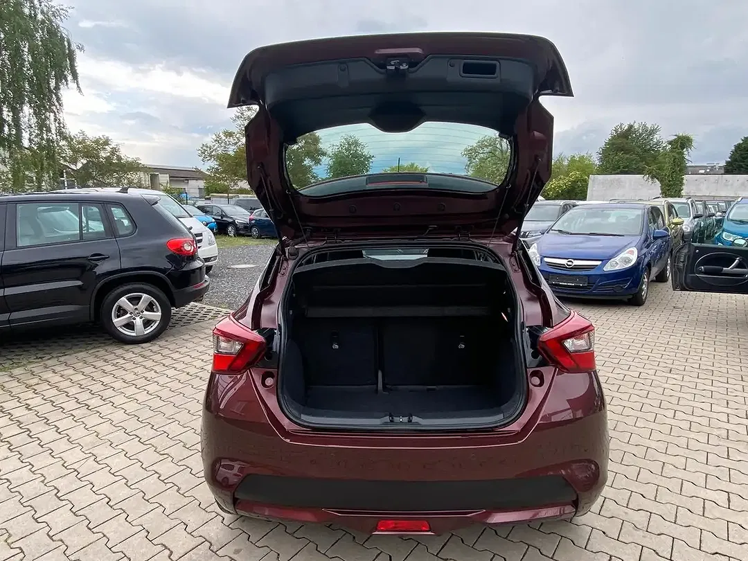 Nissan Micra - Thumbnail 5