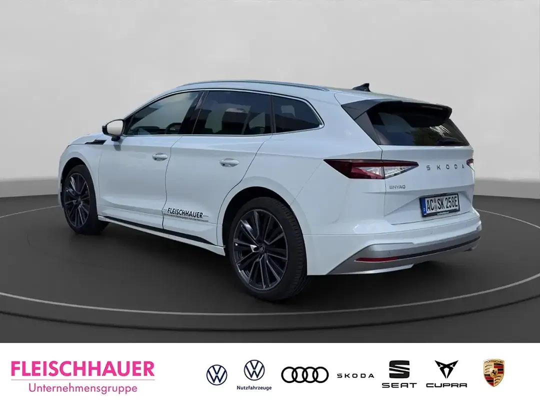 Skoda Enyaq - Thumbnail 3