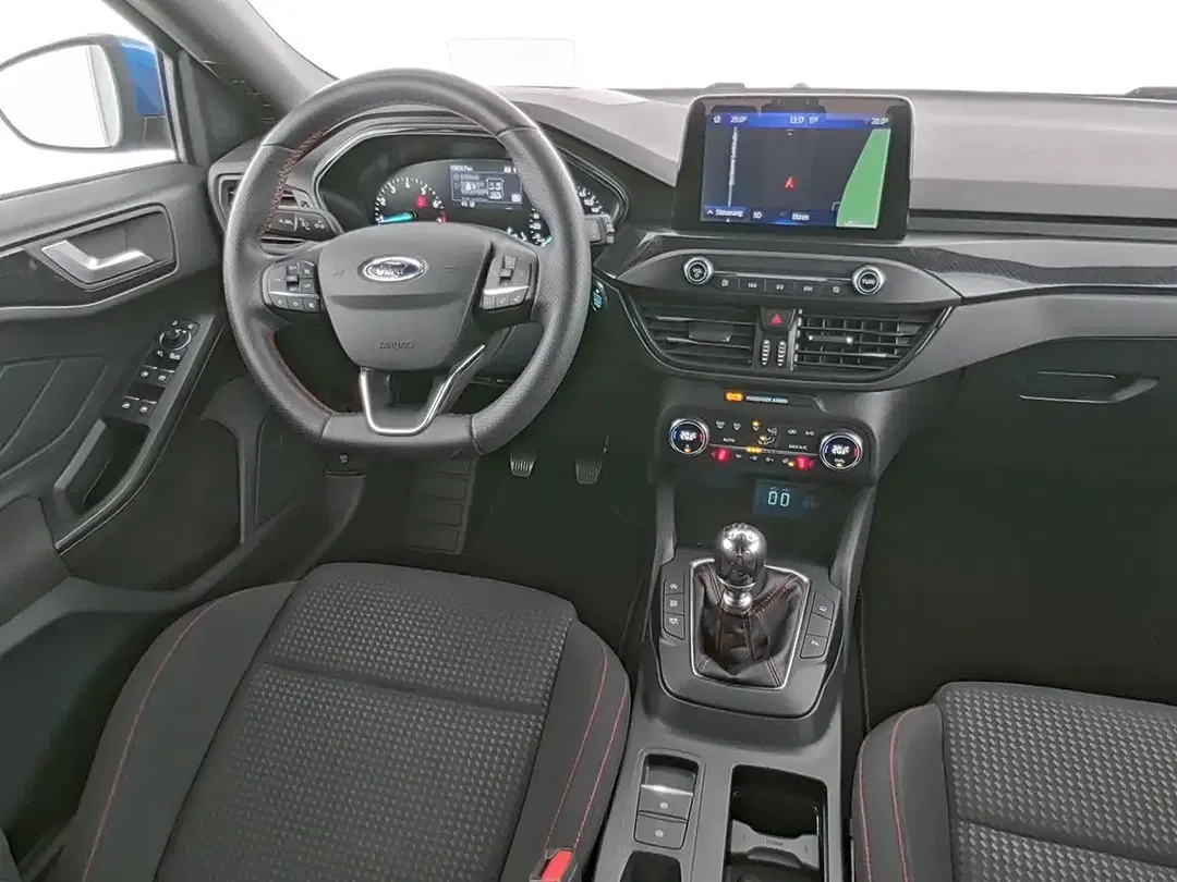 Ford Focus - Thumbnail 14