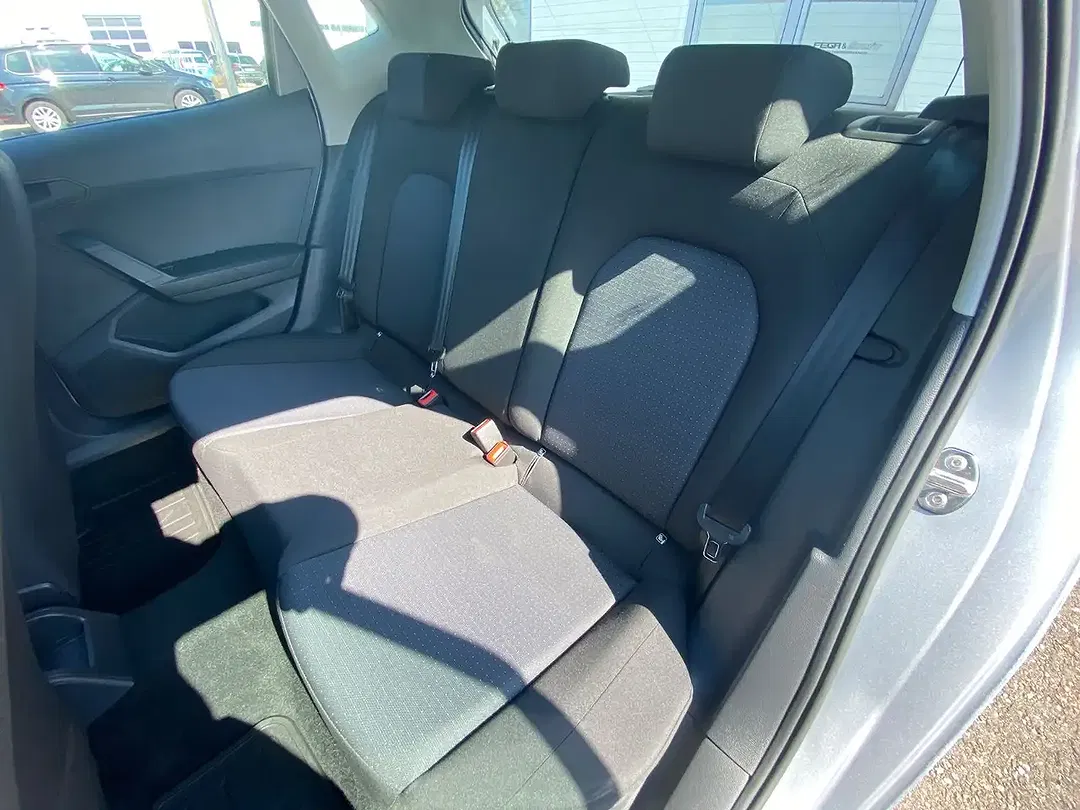 SEAT Ibiza - Thumbnail 12