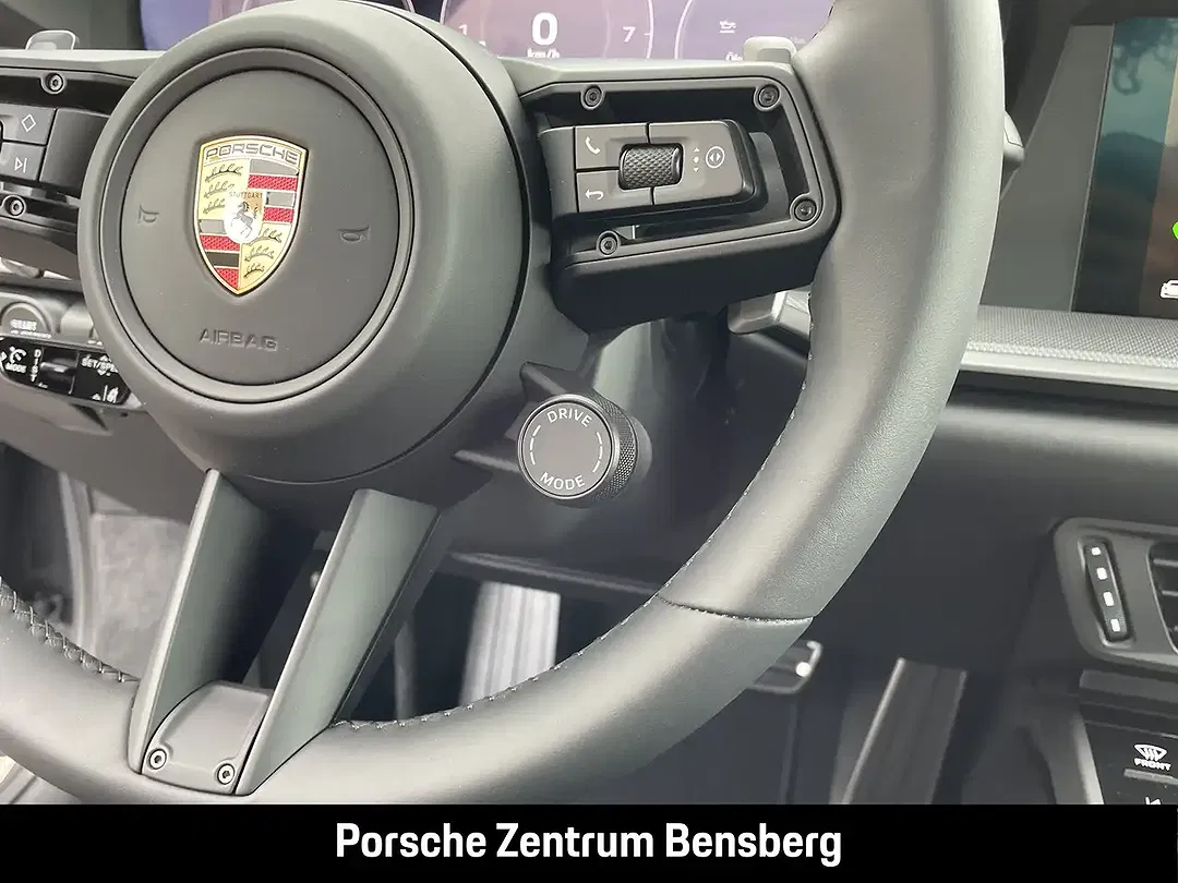 Porsche 911 - Thumbnail 12