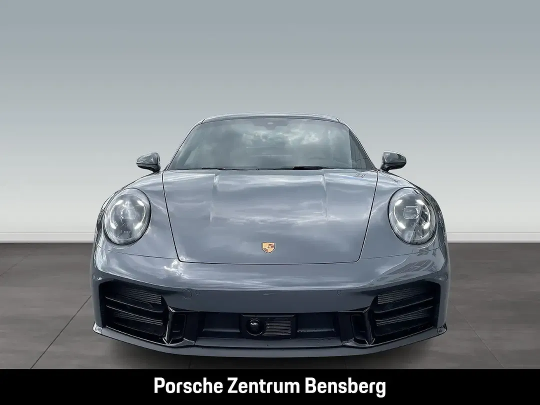 Porsche 911 - Thumbnail 4