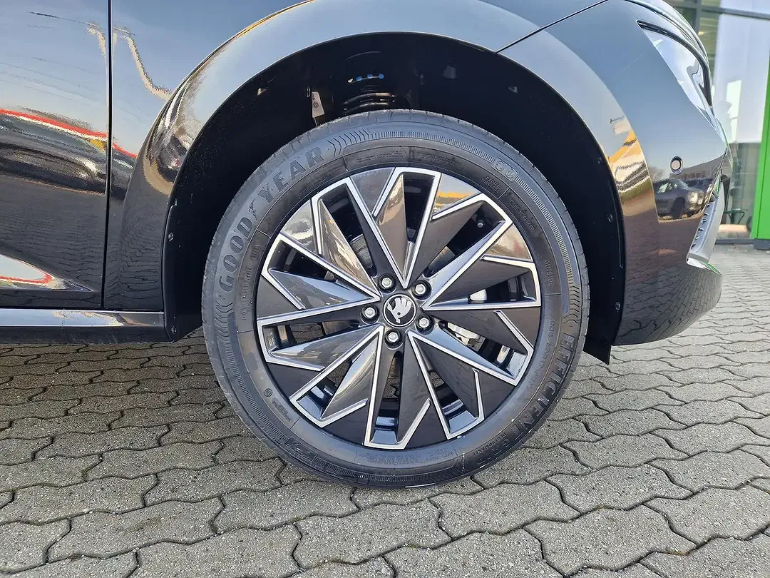 Skoda Kamiq - Thumbnail 10