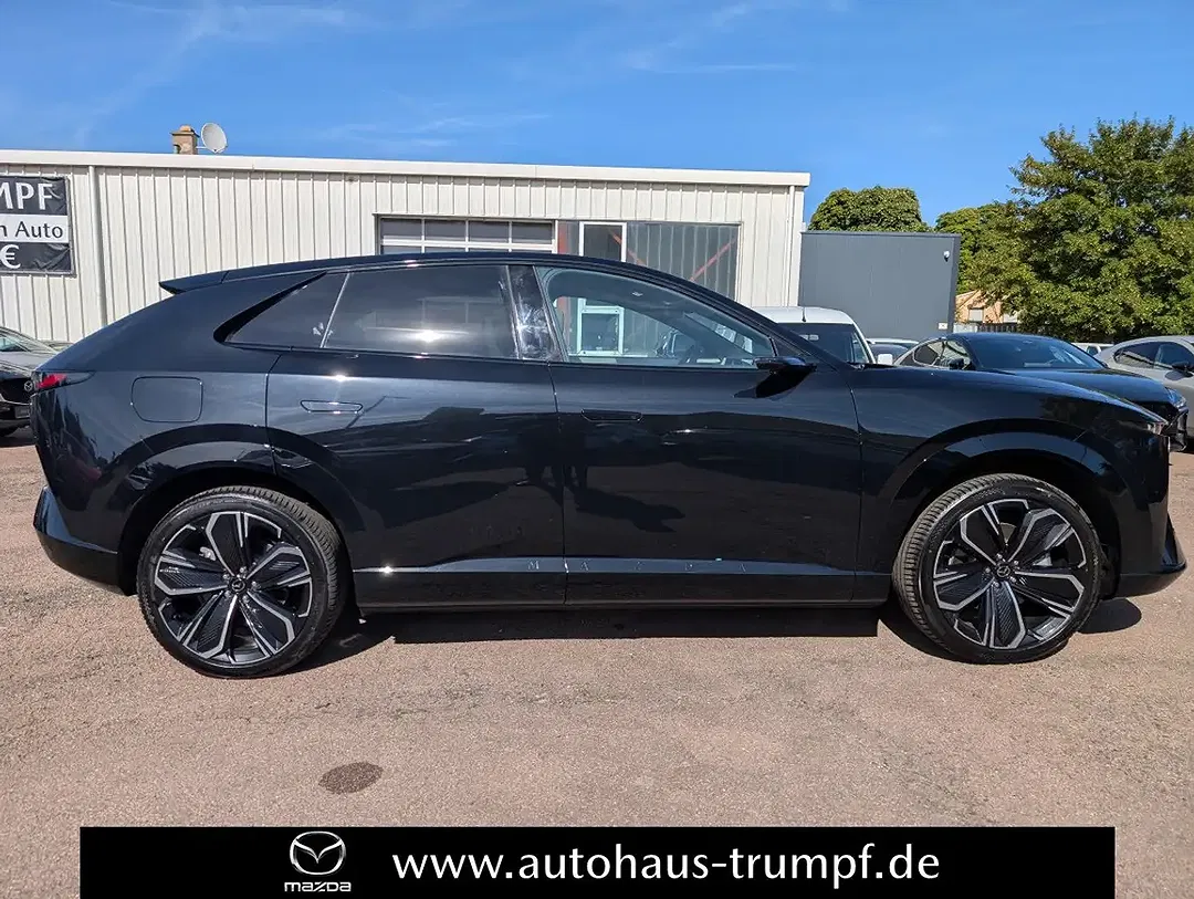 Mazda CX-6e - Thumbnail 4