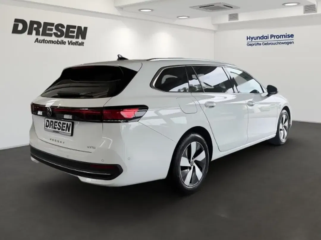 Volkswagen Passat 1.5 eTSI Business - foto 2