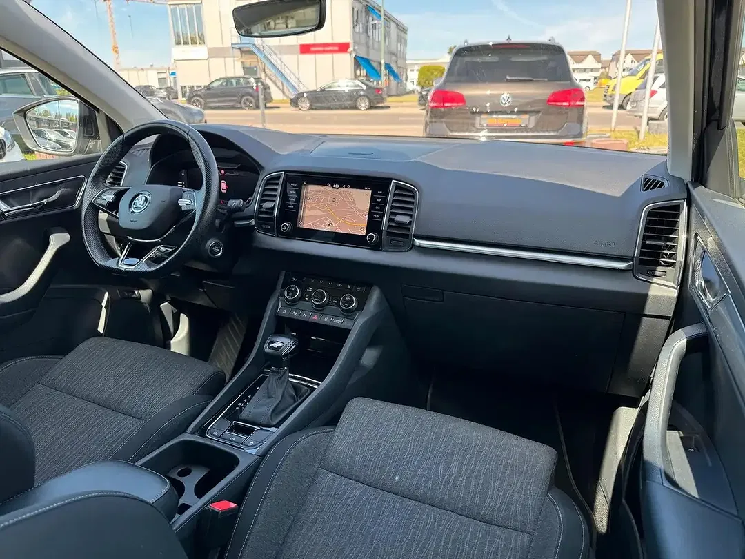 Skoda Karoq - Thumbnail 12