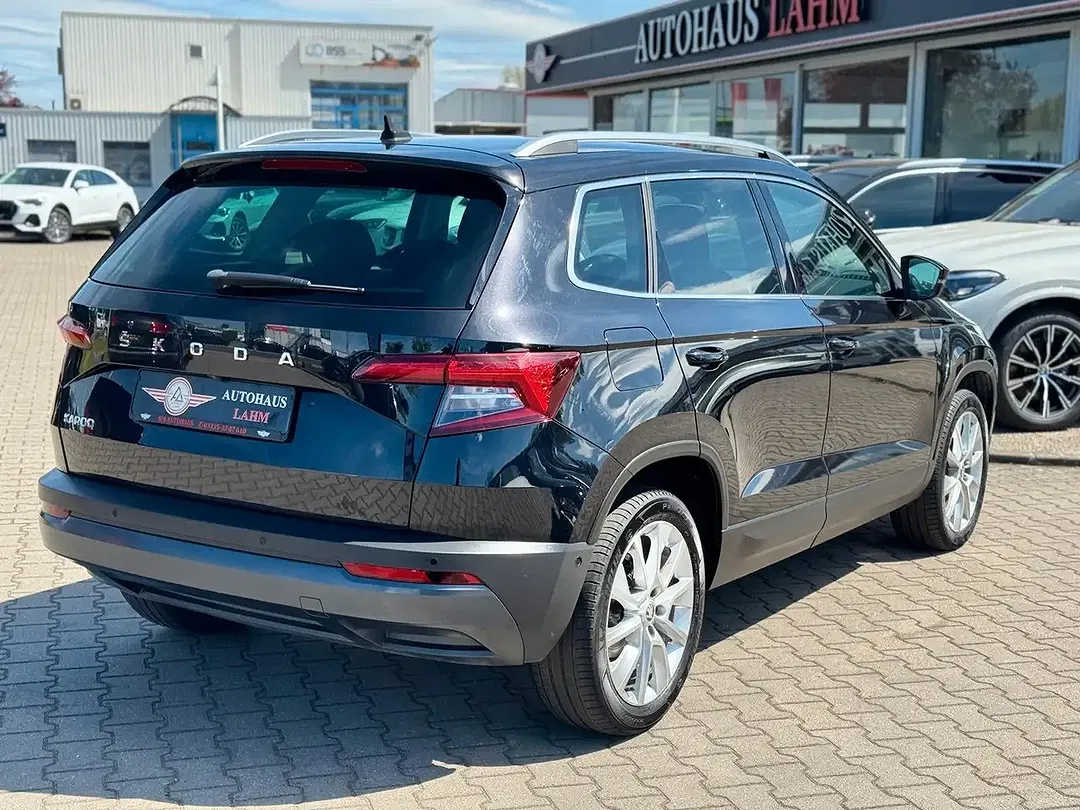 Skoda Karoq - Thumbnail 6
