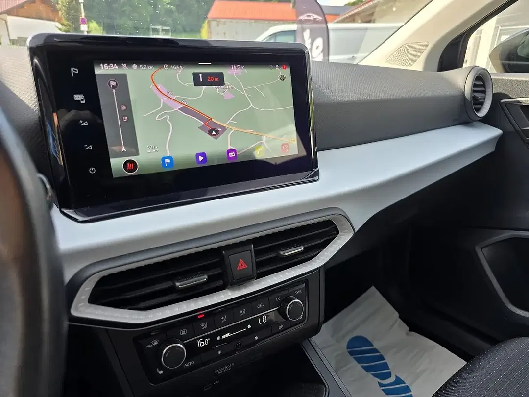 SEAT Ibiza - Thumbnail 12