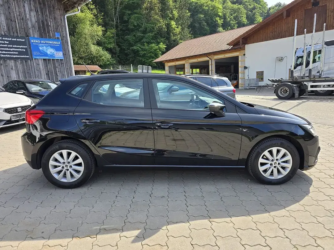 SEAT Ibiza - Thumbnail 3
