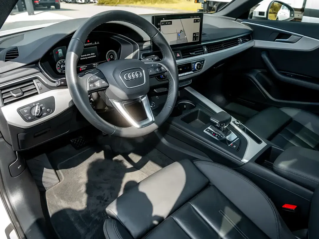 Audi A4 - Thumbnail 8