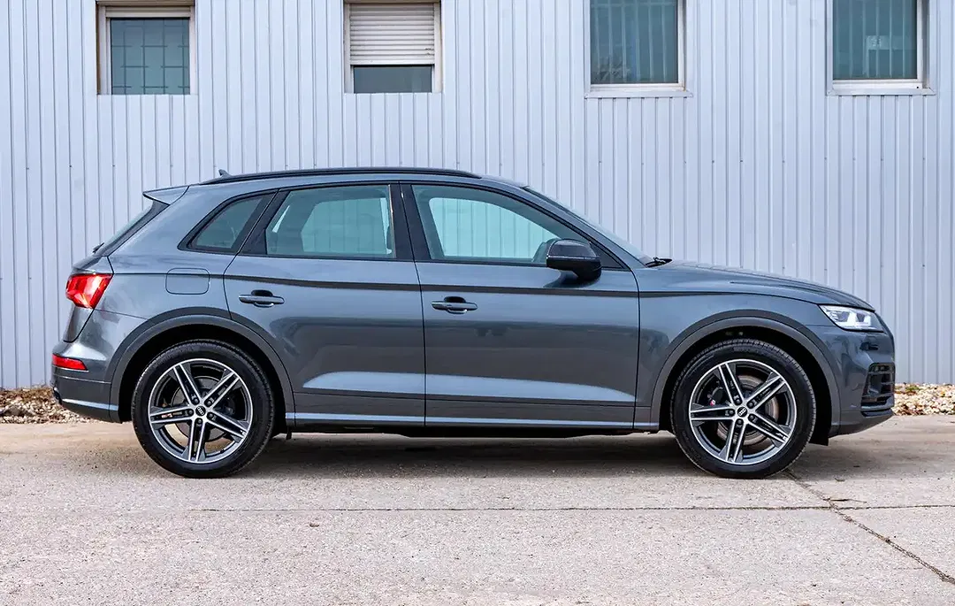 Audi SQ5 - Thumbnail 6