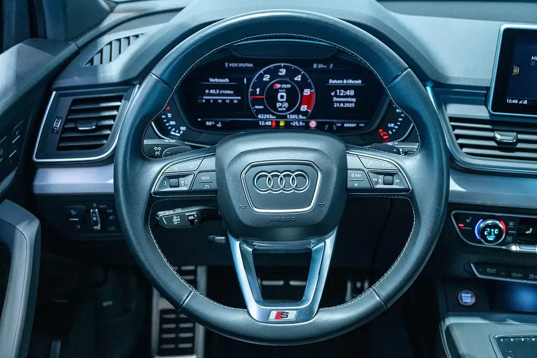 Audi SQ5 - Thumbnail 7