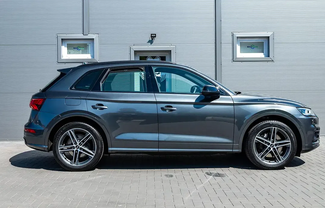 Audi SQ5 - Thumbnail 3