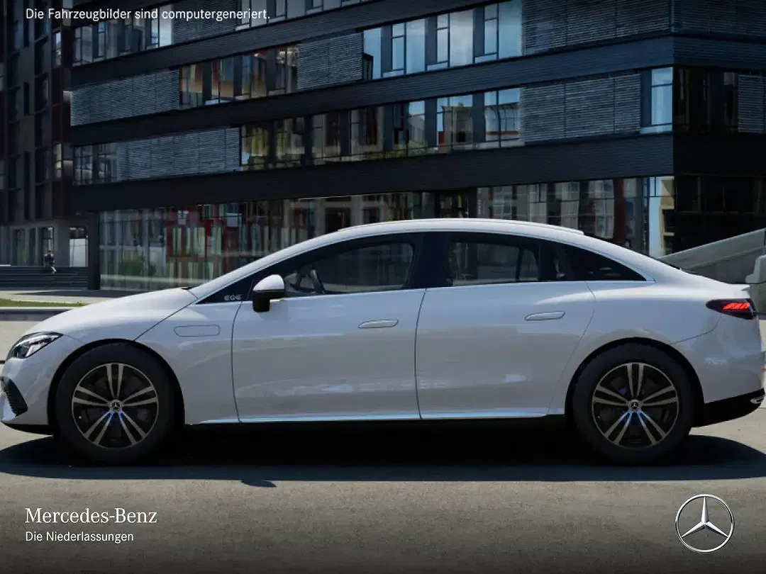 Mercedes-Benz EQE 300 - Thumbnail 5