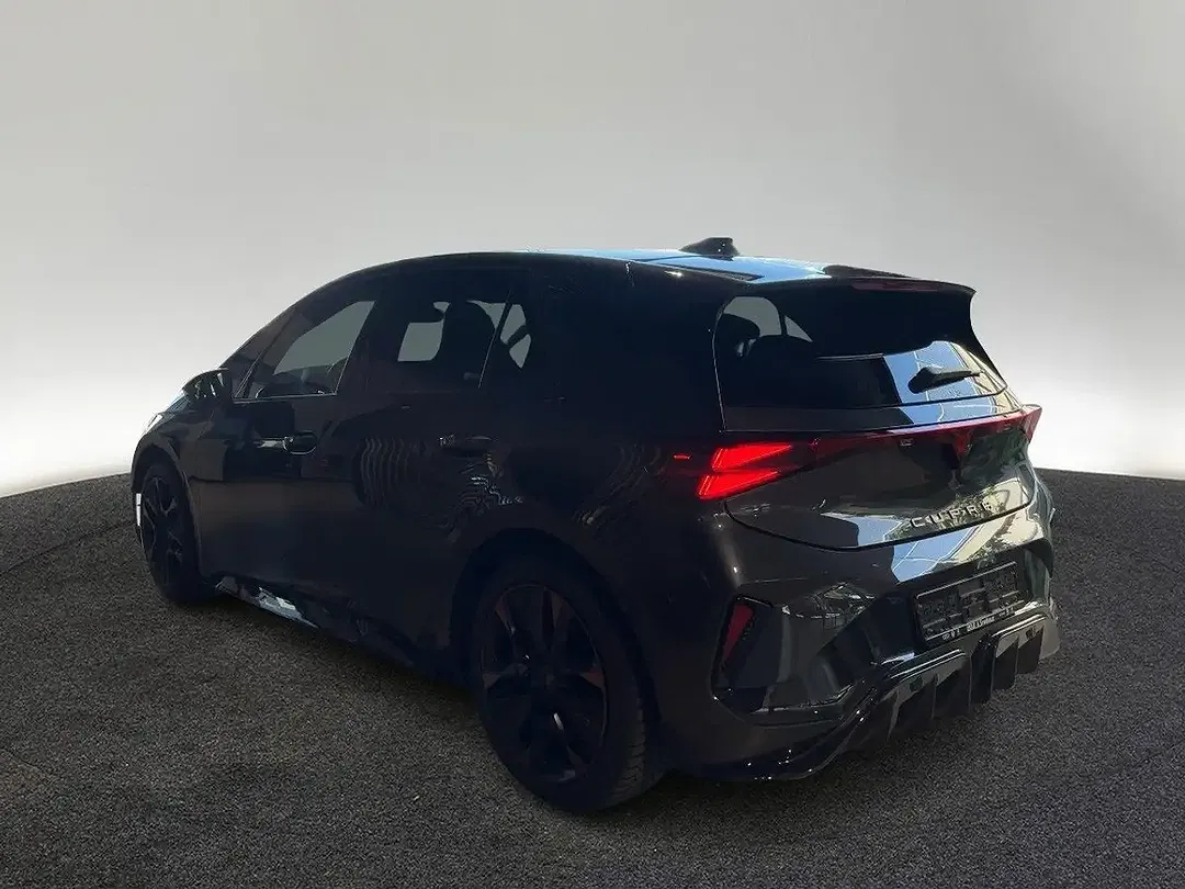CUPRA Born - Thumbnail 1