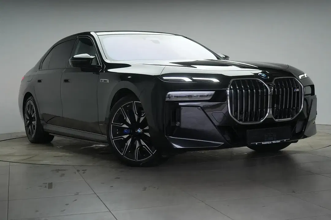 BMW i7 xDrive Lounge - foto 1