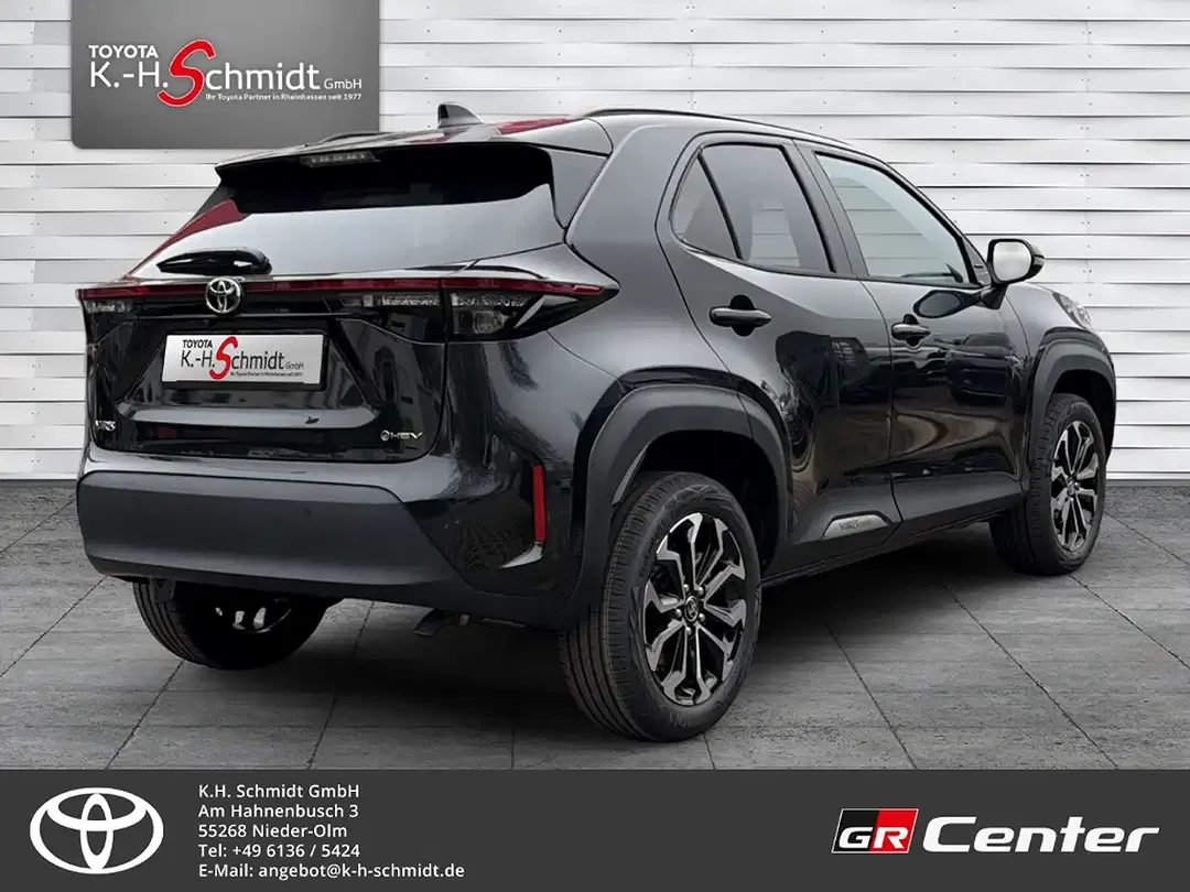 Toyota Yaris Cross - Thumbnail 4