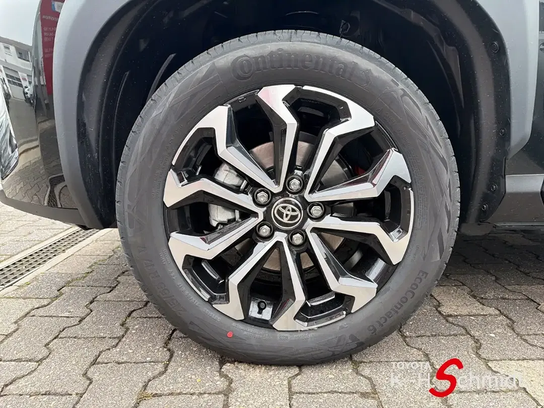 Toyota Yaris Cross - Thumbnail 6