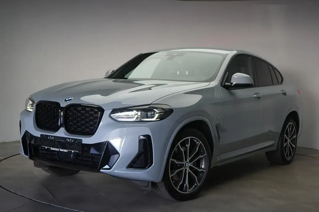 BMW X4 - Thumbnail 3