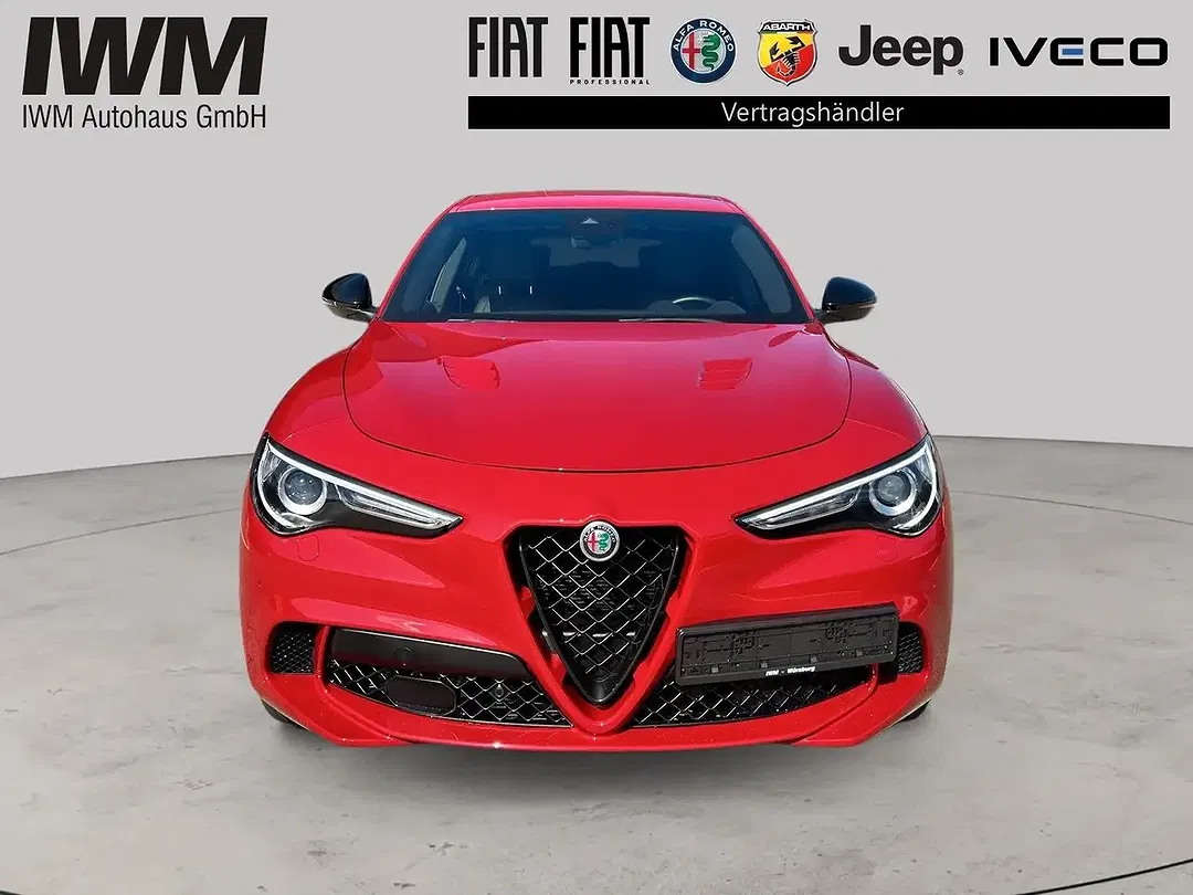 Alfa Romeo Stelvio - Thumbnail 8