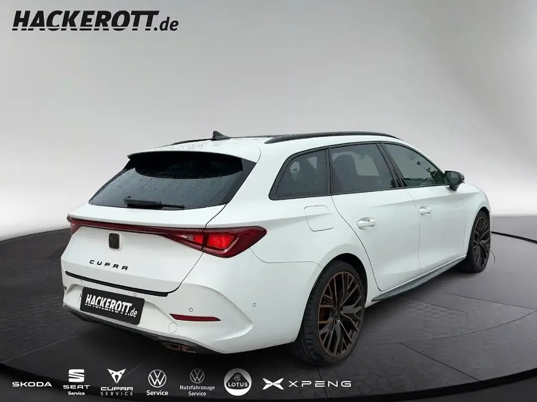CUPRA Leon - Thumbnail 3