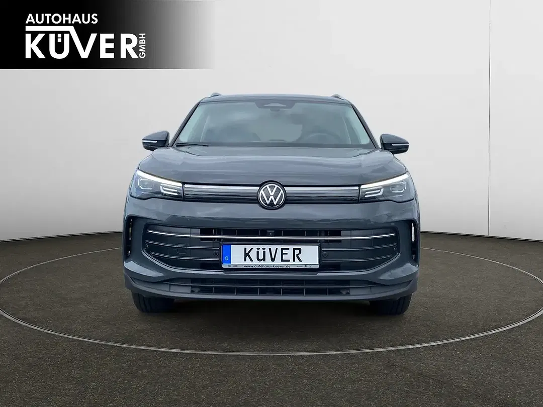 Volkswagen Tiguan - Thumbnail 2