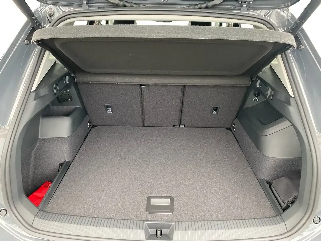 Volkswagen Tiguan - Thumbnail 6