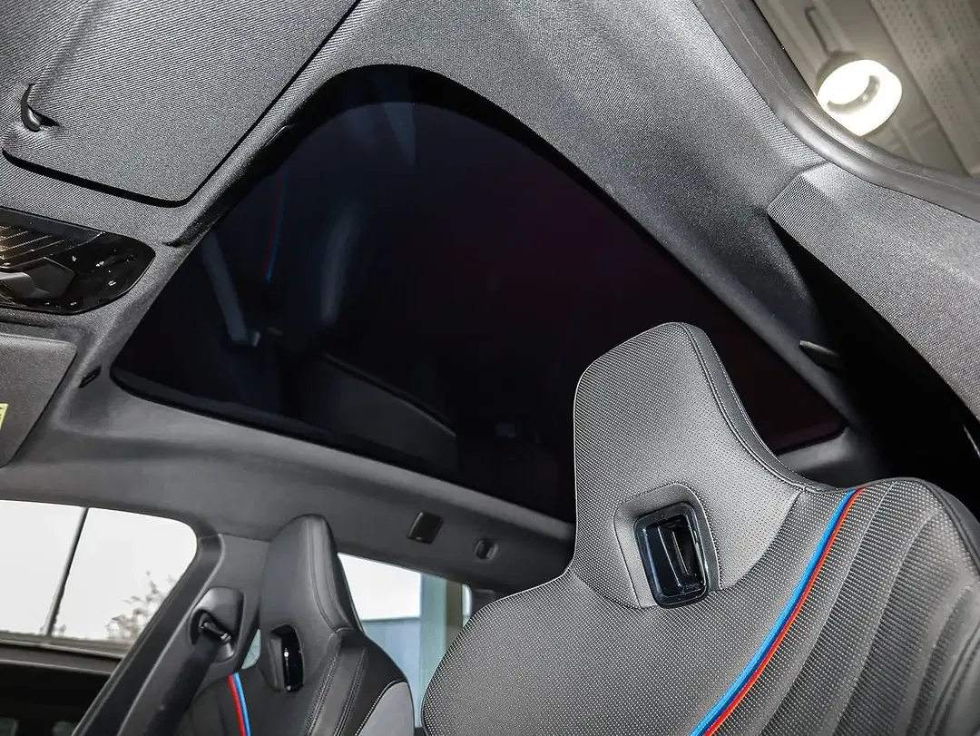 BMW iX - Thumbnail 9