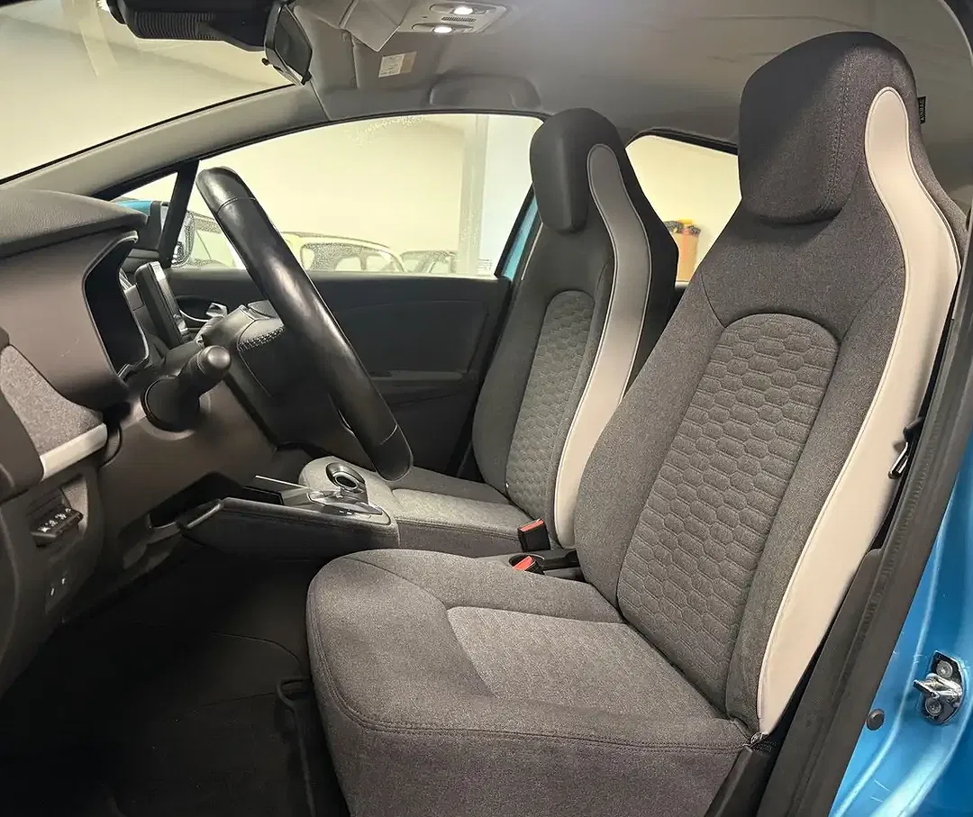Renault ZOE - Thumbnail 3