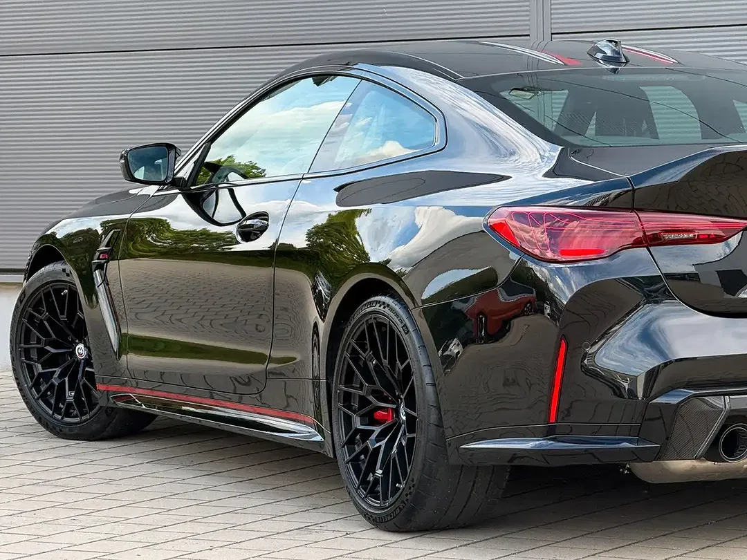BMW M4 - Thumbnail 17