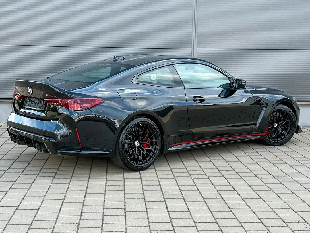 BMW M4 - Thumbnail 21