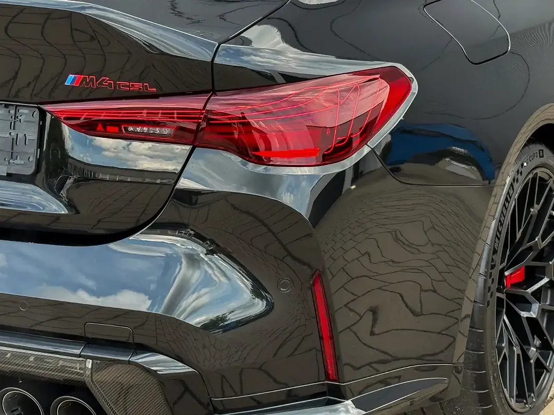 BMW M4 - Thumbnail 23