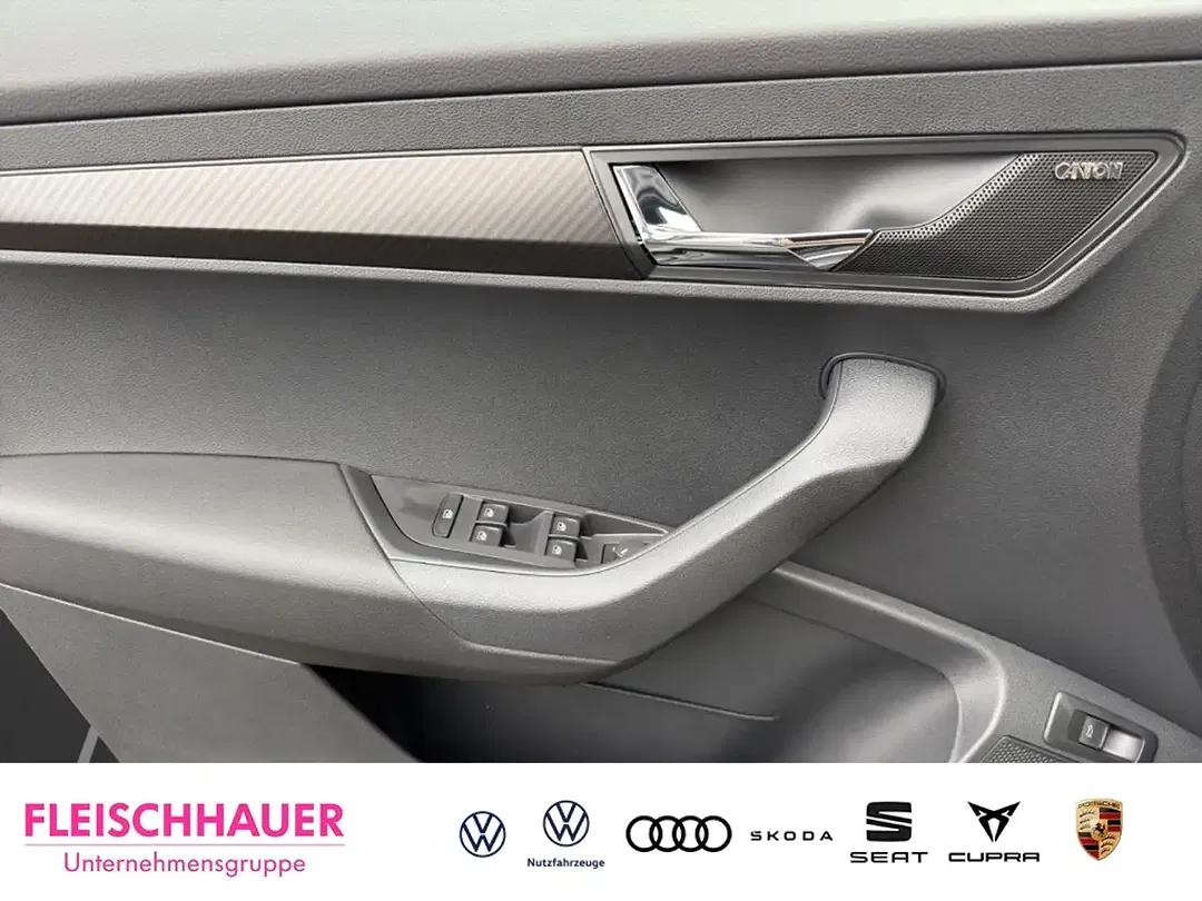 Skoda Karoq - Thumbnail 8