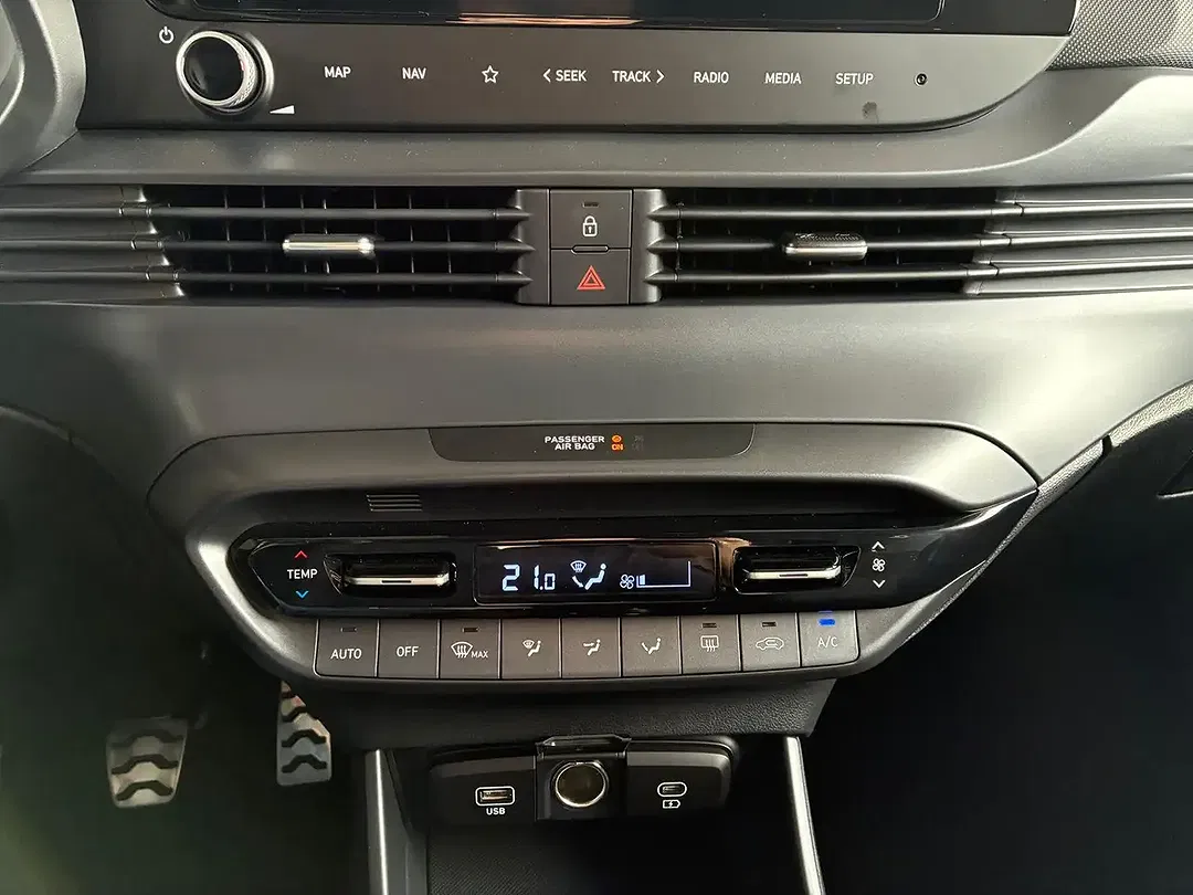 Hyundai BAYON - Thumbnail 13