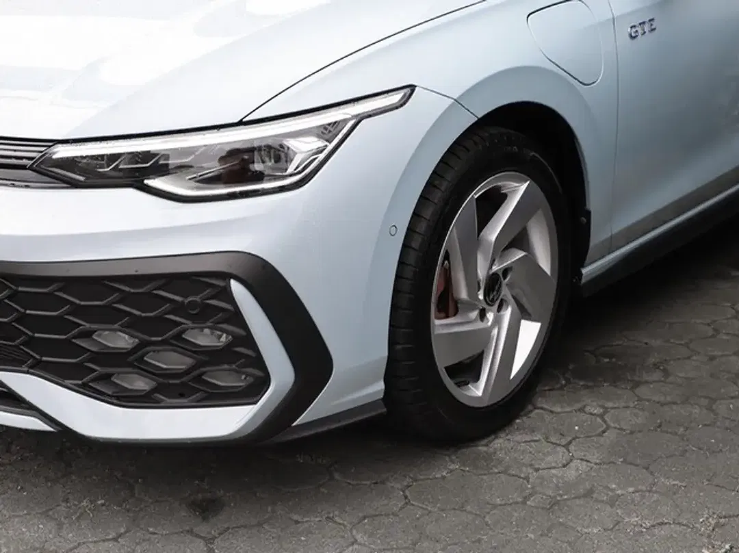 Volkswagen Golf - Thumbnail 6