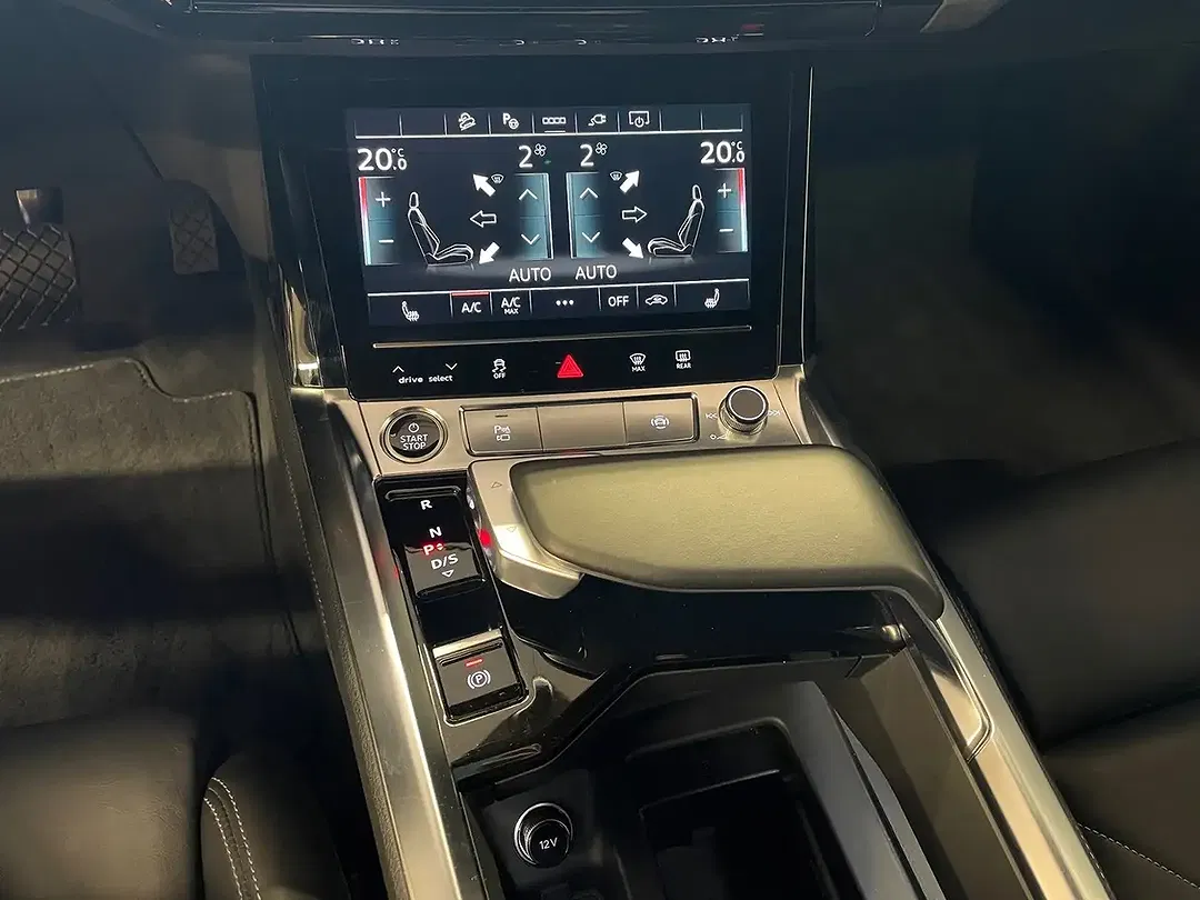 Audi e-tron - Thumbnail 13