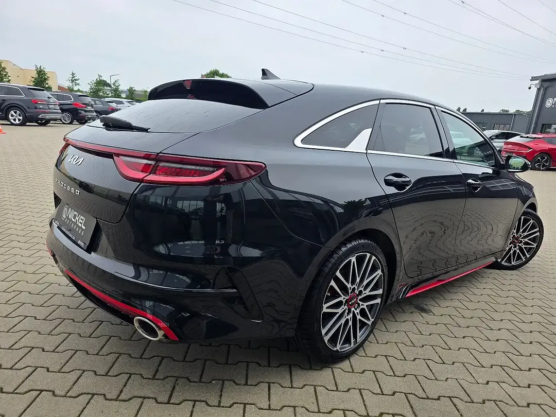 Kia ProCeed / pro_cee'd - Thumbnail 3