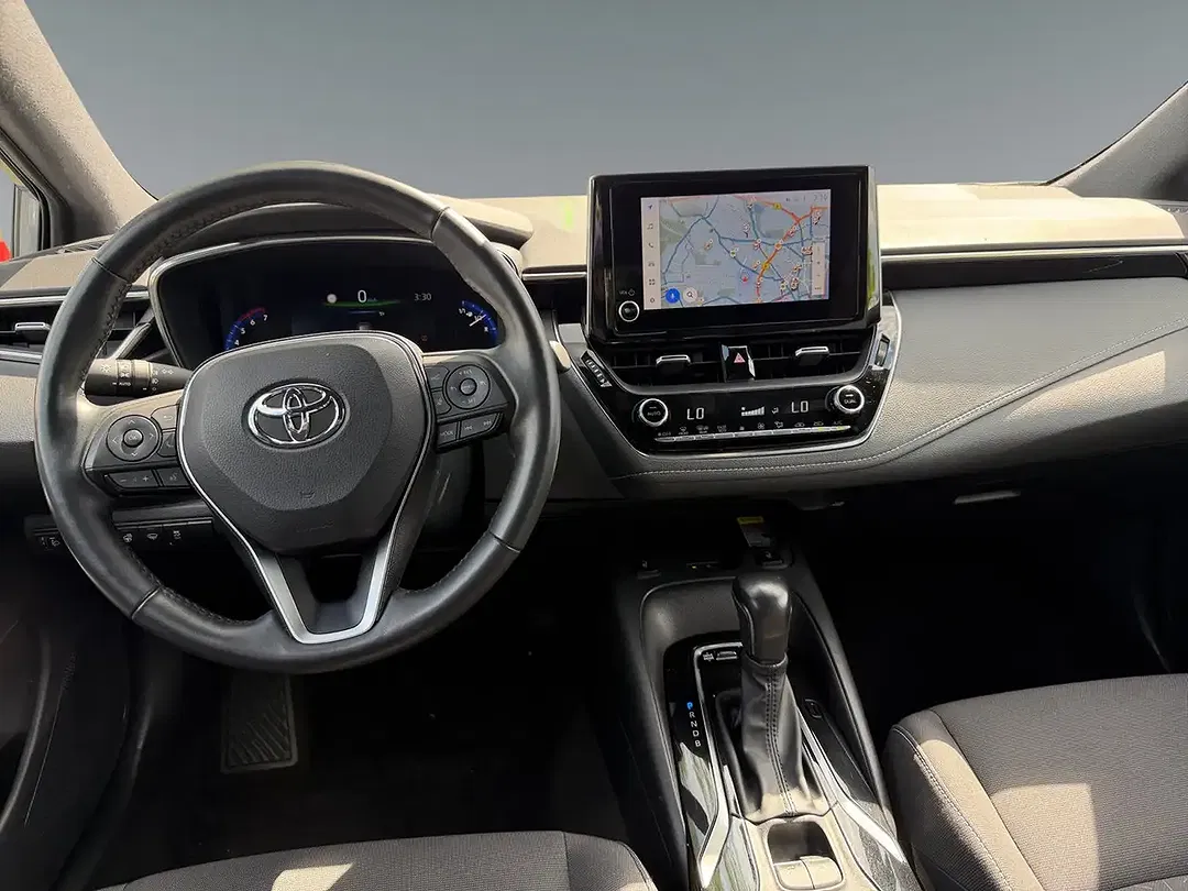 Toyota Corolla - Thumbnail 10