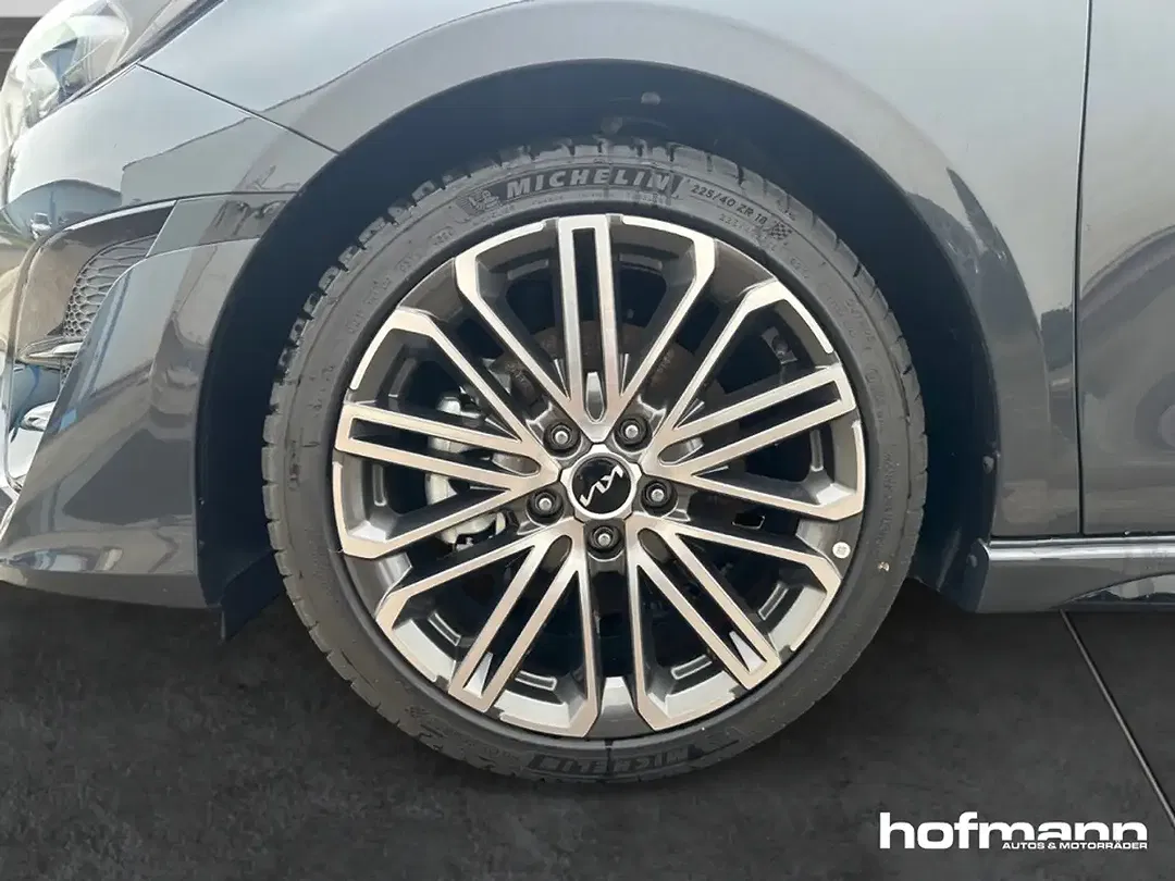 Kia Ceed / cee'd - Thumbnail 9