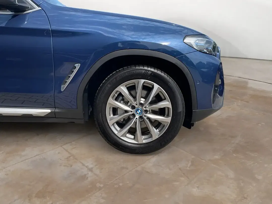 BMW X3 - Thumbnail 8