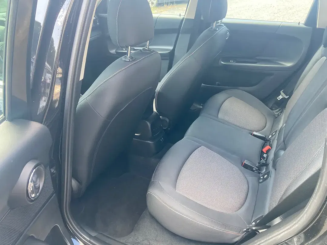 MINI One Countryman - Thumbnail 13