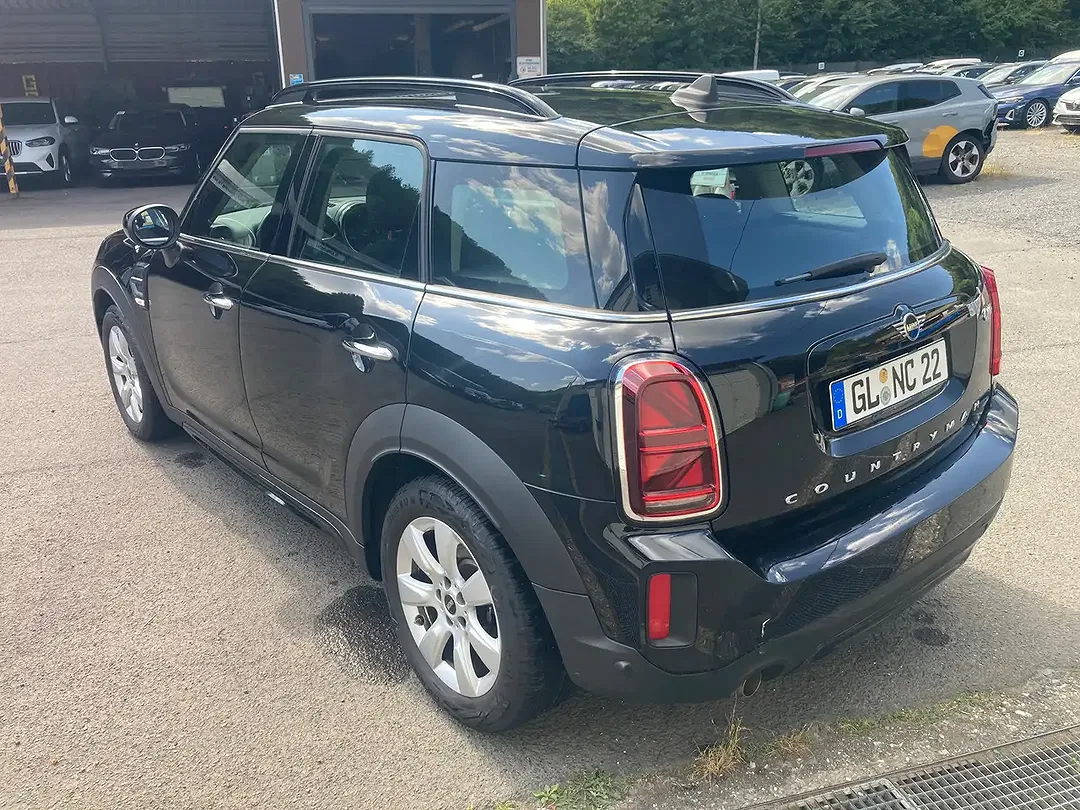 MINI One Countryman - Thumbnail 4
