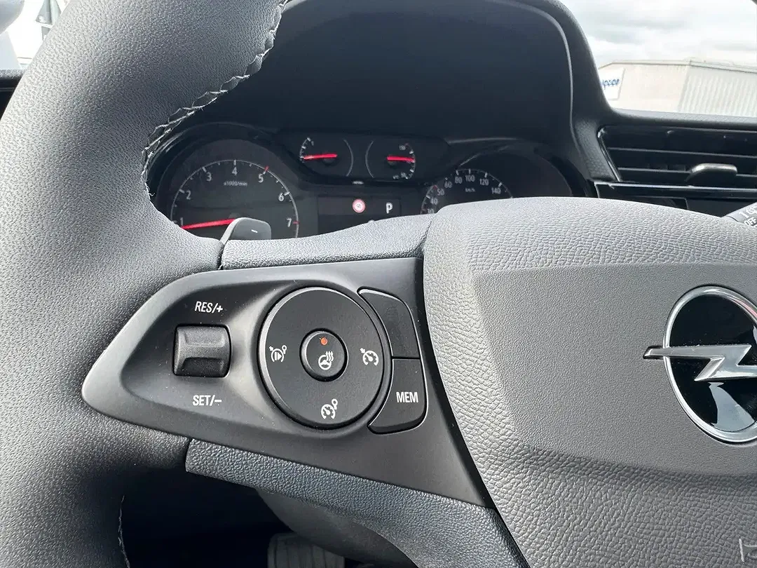 Opel Corsa - Thumbnail 14