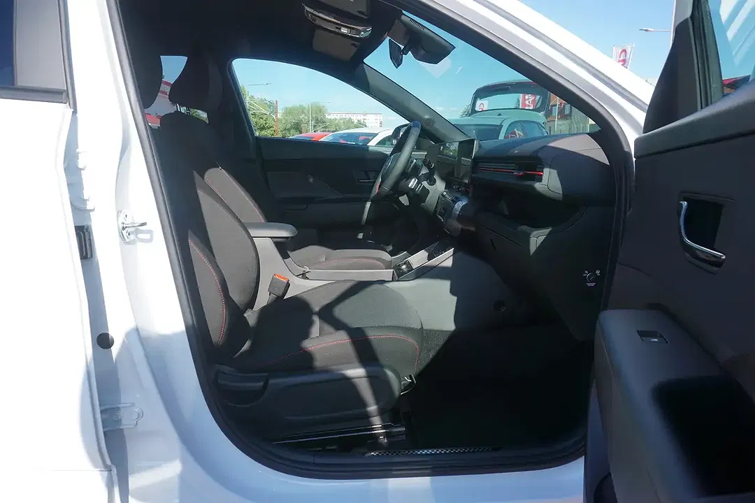 Hyundai KONA - Thumbnail 10